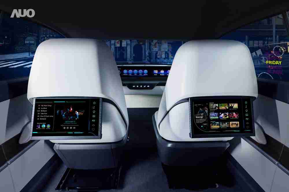 传奇国际新一代Smart Cockpit 2024，，，以Micro LED先进显示技术优势，，，创建〝可卷式后座娱乐显示器〞，，，，仅在互动时才显示出所需画面及信息，，，，扩充更丰富的娱乐和交互信息服务，，，获国际奖项荣耀